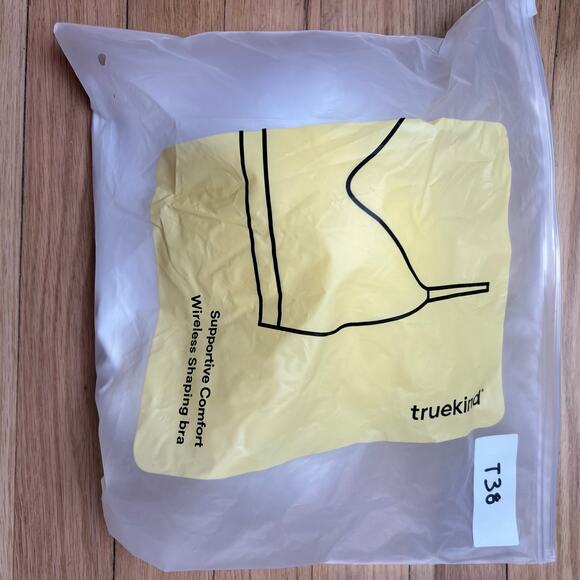 NEW TrueKind Women's 2XL Supportive Comfort Wireless Shaping Bra White Flaw - Picture 11 of 11